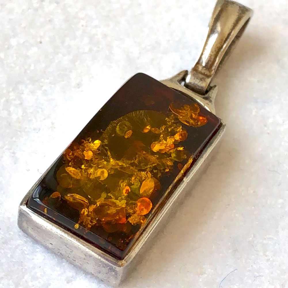 Sterling silver genuine Baltic Amber pendant 925
